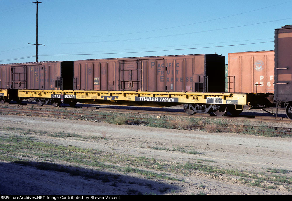 Trailer Train 60' flat OTTX #97893